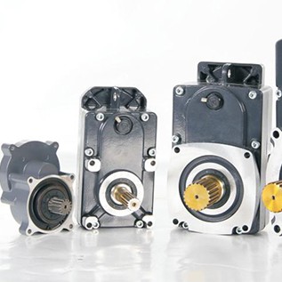 Motore per ingranaggi a gru